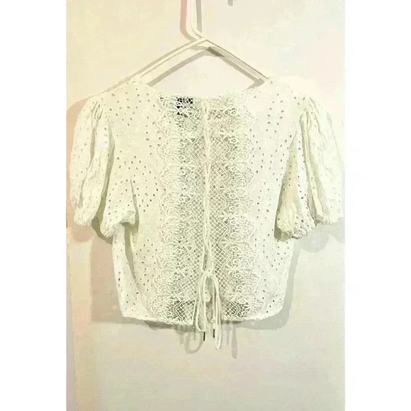 Forever21 Embroidered Eyelet Top - Picture 4 of 5